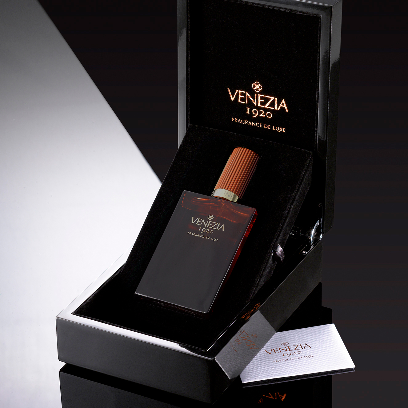 Venezia 1920 Oud Royale Luxury Edition